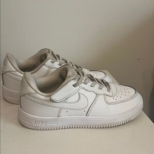 Nike Kids White and Light Gray Low-Top Sneakers